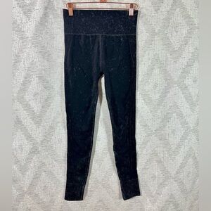 Daily Practice black marble leggings size S